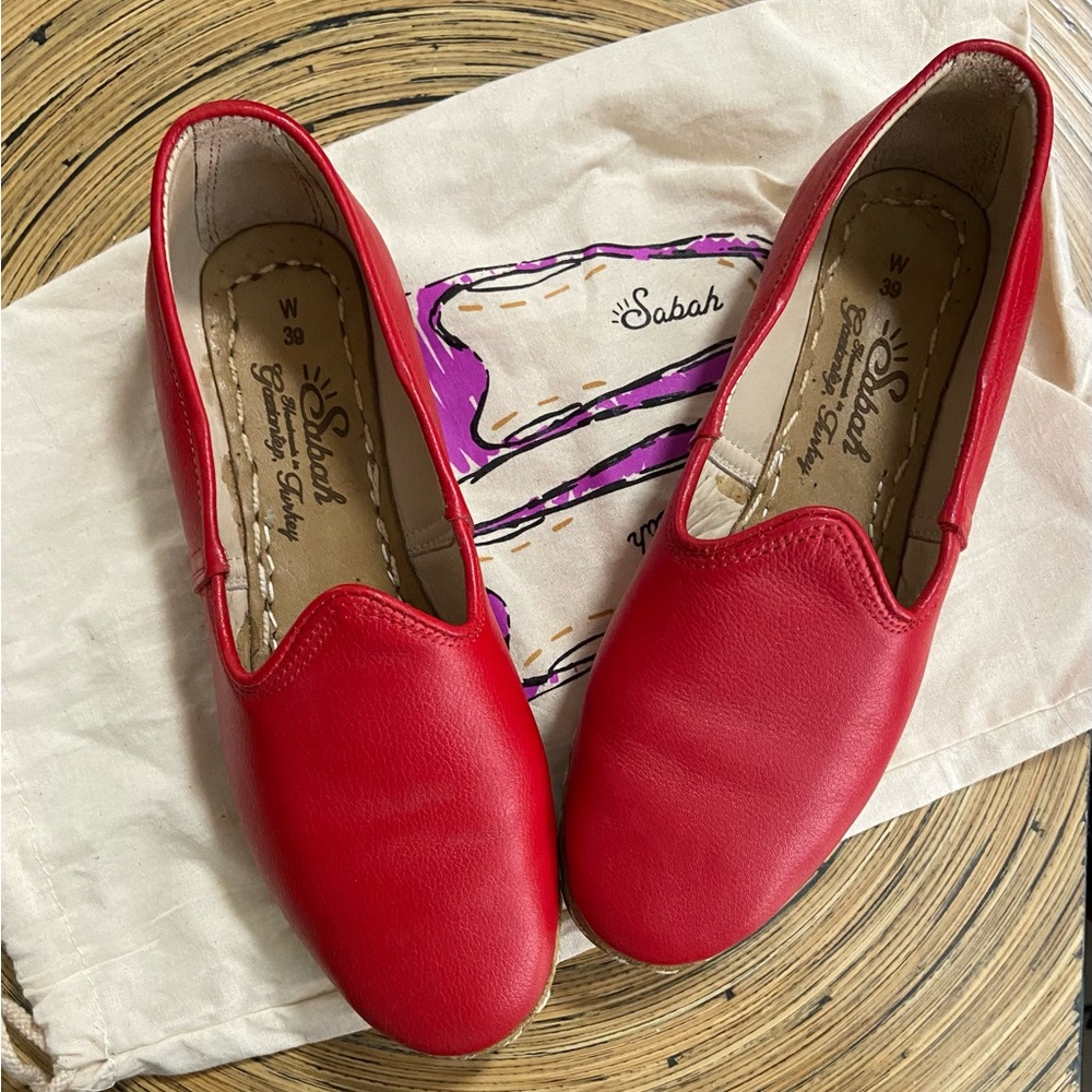 Sabah Red Leather Classics sz 39, 7.5-8